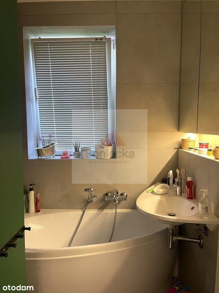 Przytulna_Ładnie Wykończona Kawalerka_Balkon!
