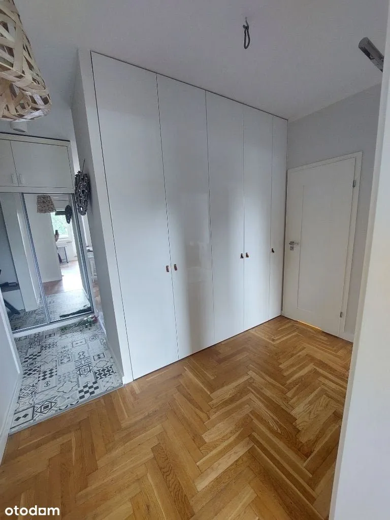 4 pokoje, aleja Kasztanowa, garaż,piwnica, metro