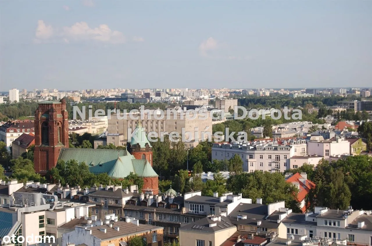 Mieszkanie na Starej Ochocie z widokiem na miasto.