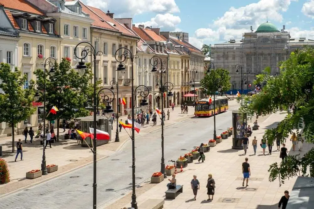 Warszawa Śródmieście, ul. Chmielna Mieszkanie - 2 pokoje - 30 m2 - 4 piętro