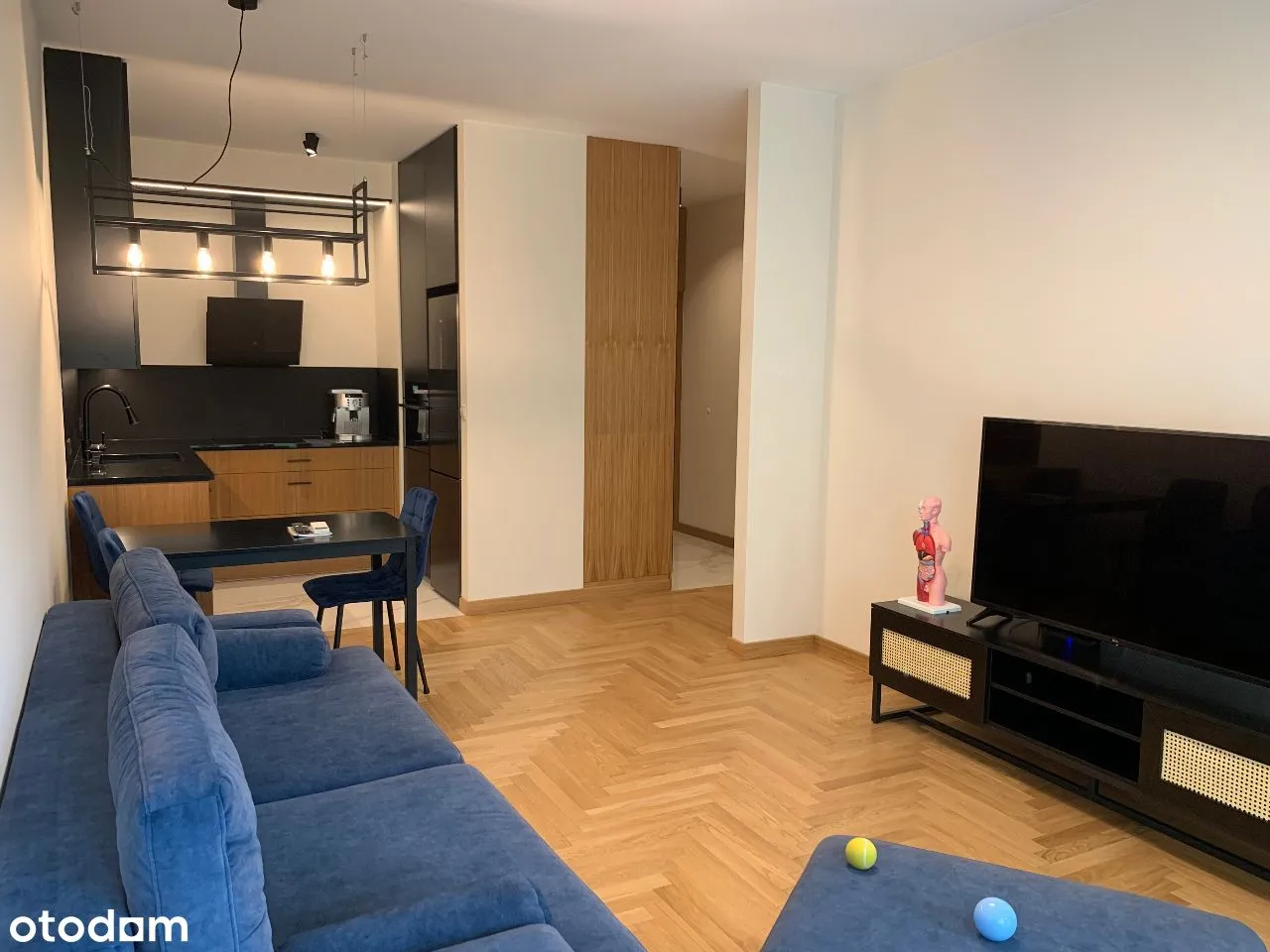 Luksusowy apartament 3pok. z balkonem, Saska Kępa