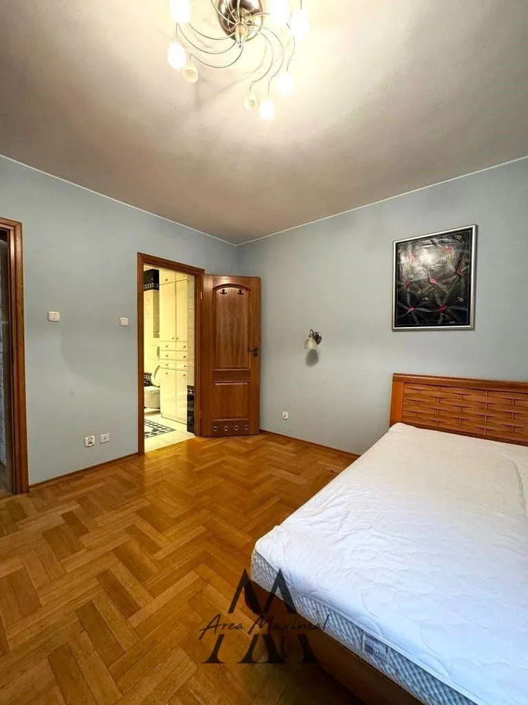 5 Pokojowy Apartament w super lokalizacji