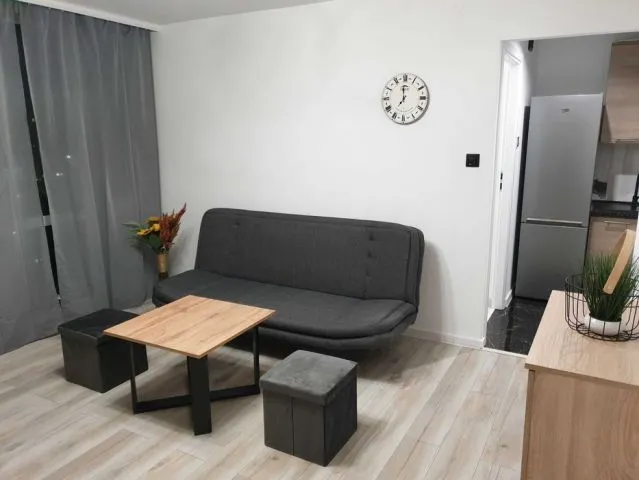 Apartament/mieszkanie: 2 sypialni, 1 łazienka