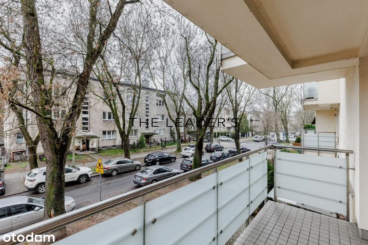 Przestronny apartament w sercu Saskiej Kepy