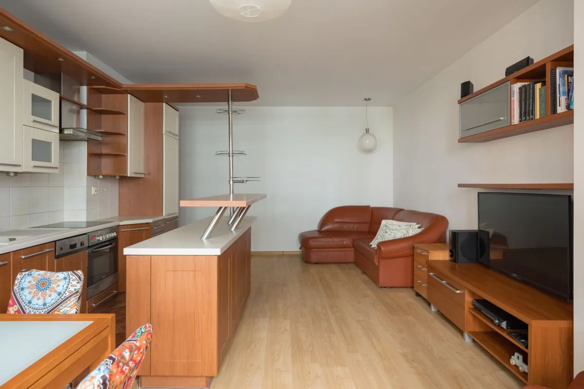 Apartament 61,5 m. z widokiem w Ochota Residence 