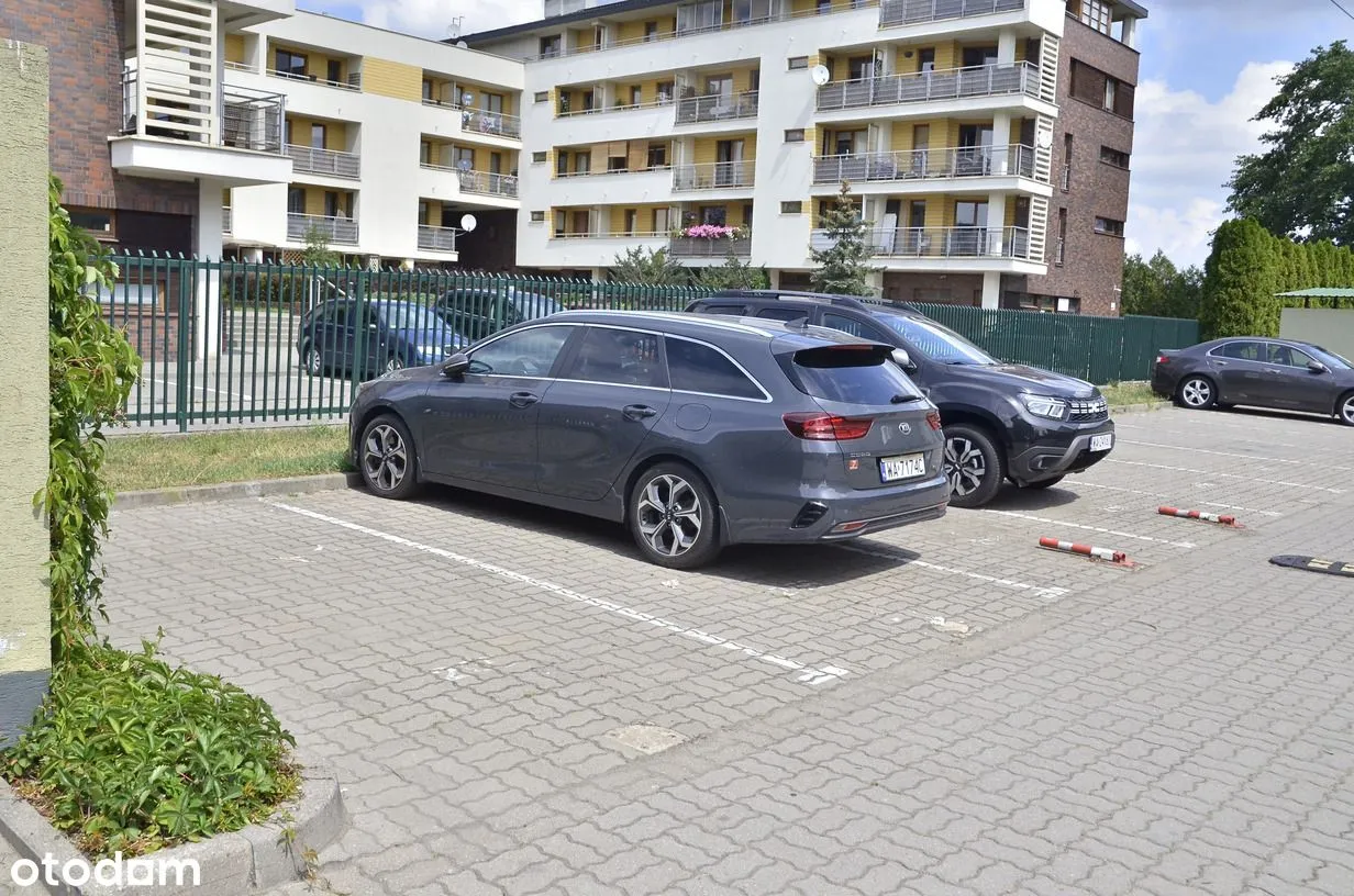 45,5m2 dwa pokoje, garderoba, miejsce parkingowe