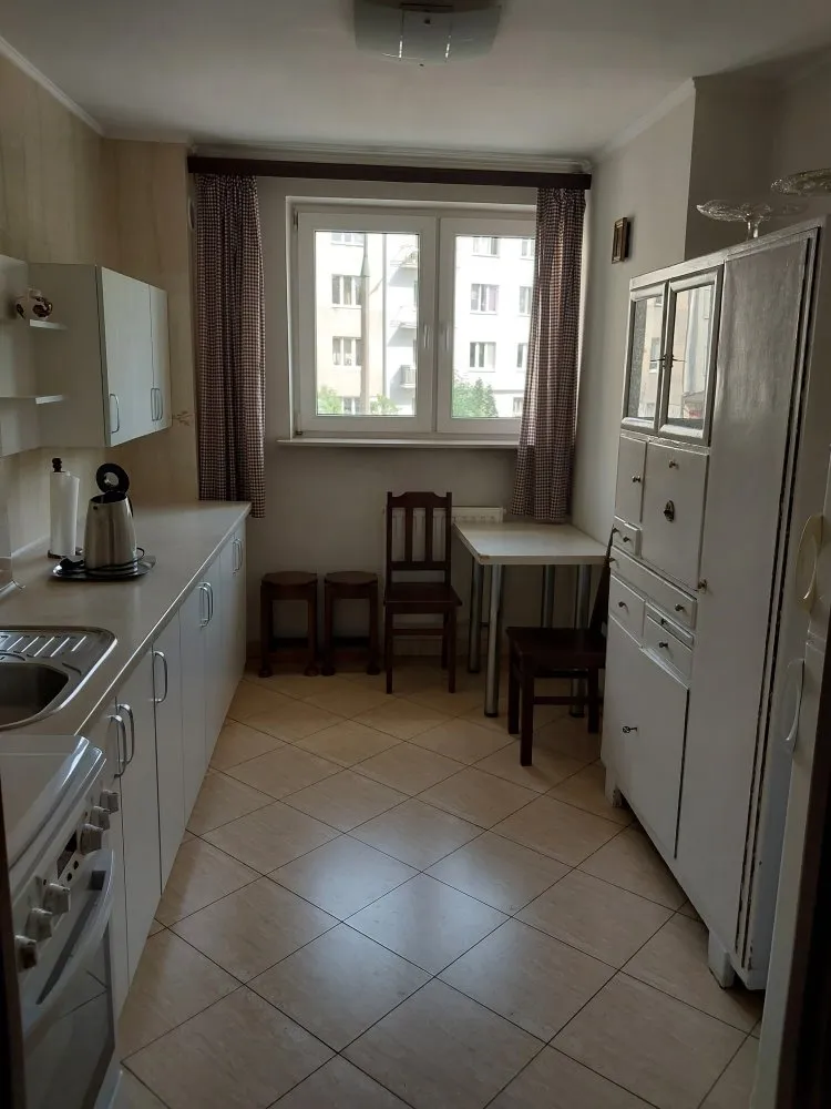 Sprzedam mieszkanie dwupokojowe: Warszawa Ochota , ulica Białobrzeska, 35 m2, 600000 PLN, 2 pokoje - Domiporta.pl