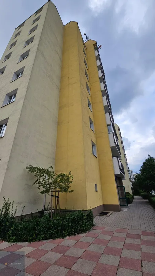 Warszawa, ul. Grenadierów Mieszkanie - 3 pokoje - 62 m2 - 1 piętro