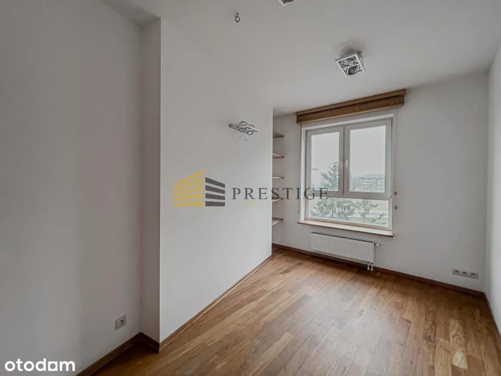 **Apartament z tarasem** Kameralne osiedle