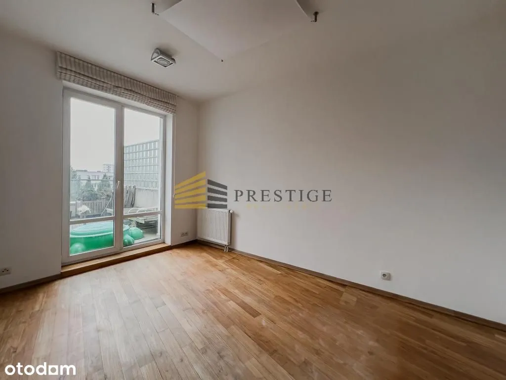 **Apartament z tarasem** Kameralne osiedle