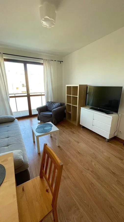 WYNAJMĘ APARTAMENT W MIASTECZKU WILANÓW 