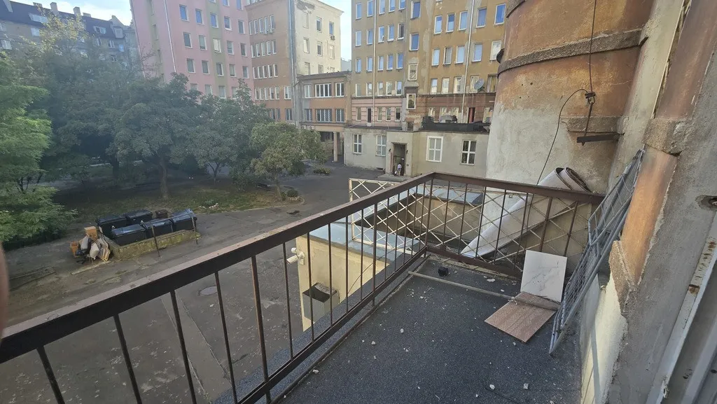 Super Kawalerka ! Balkon ! Zamknięty teren 