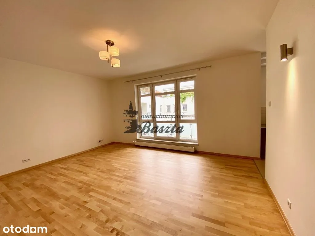 Apartament-Saska Kępa