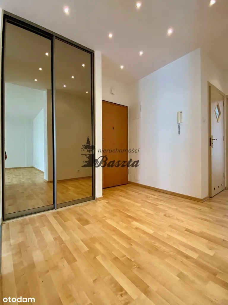 Apartament-Saska Kępa