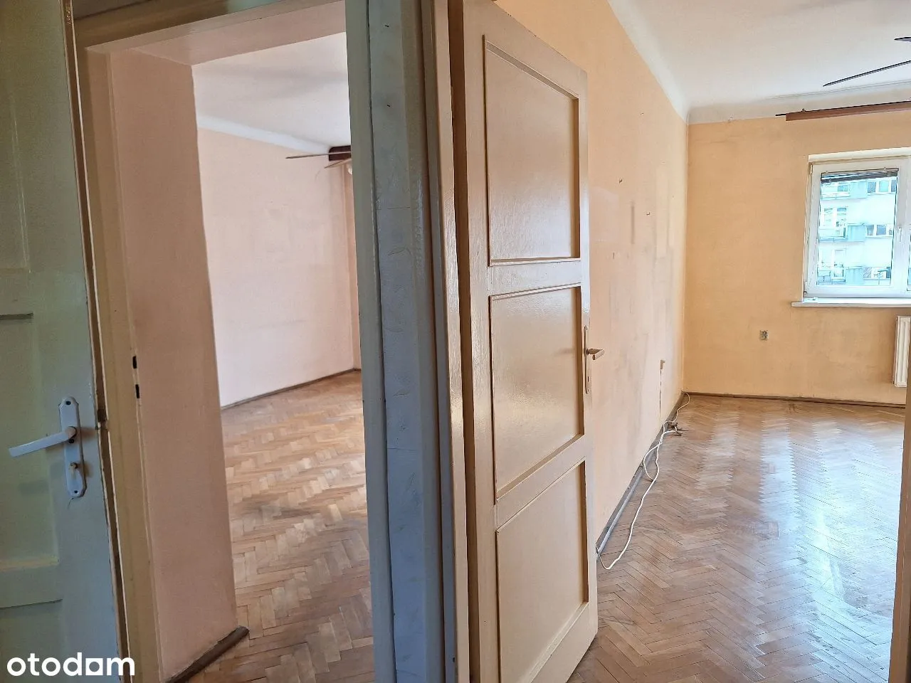 CENTRUM Arsenał - do remontu 50 m2 mieszkanie