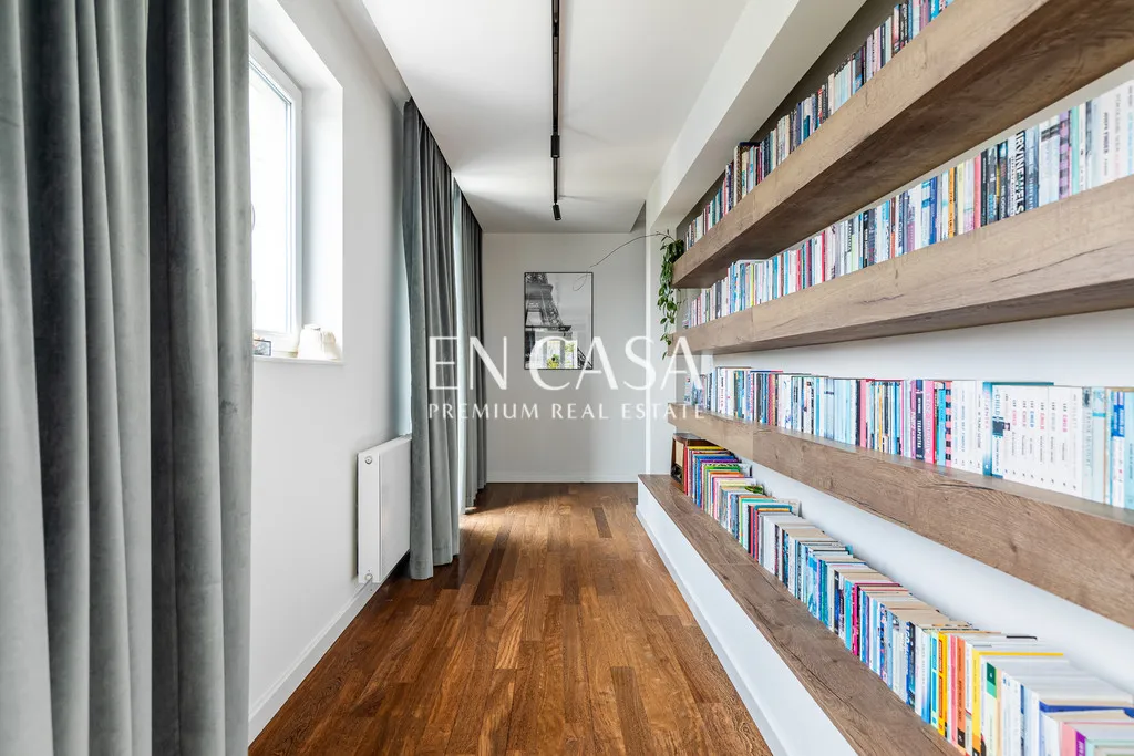 Penthouse o pow. 169 m² na zielonych Kabatach 