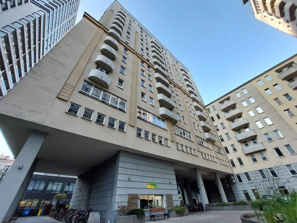 Apartament z widokiem, 61m2, centrum Warszawy 