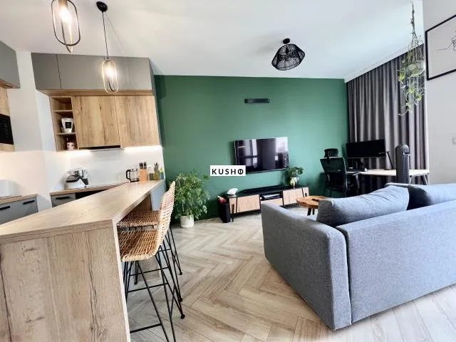 Apartament 48m2, 2020r, garaż i komórka 