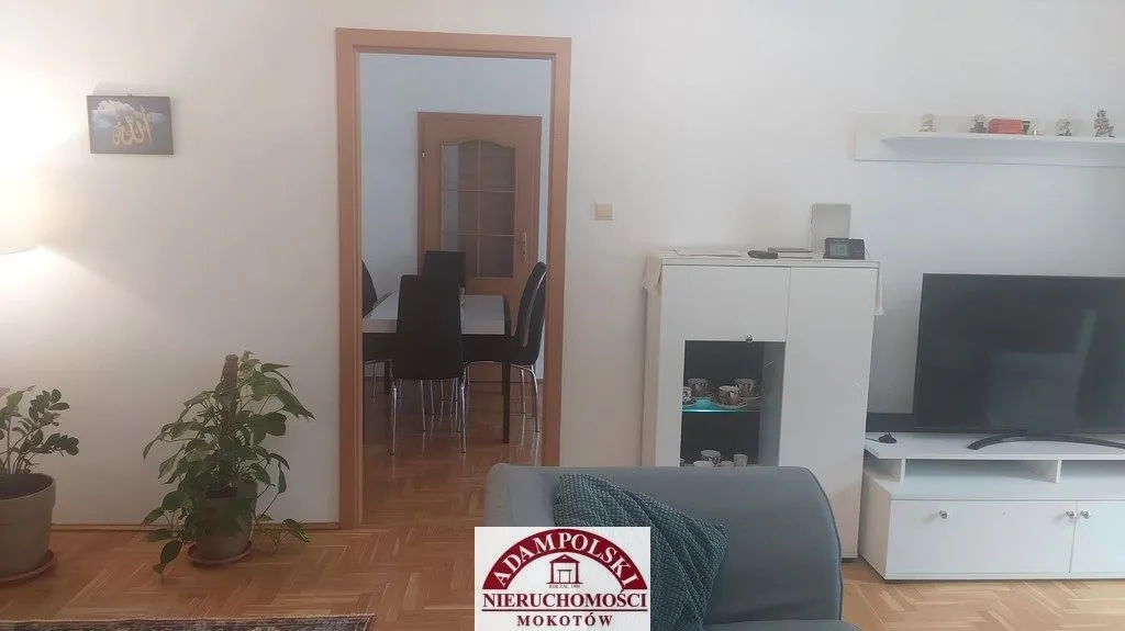 Apartament, Aleja gen. Władysława Sikorskiego