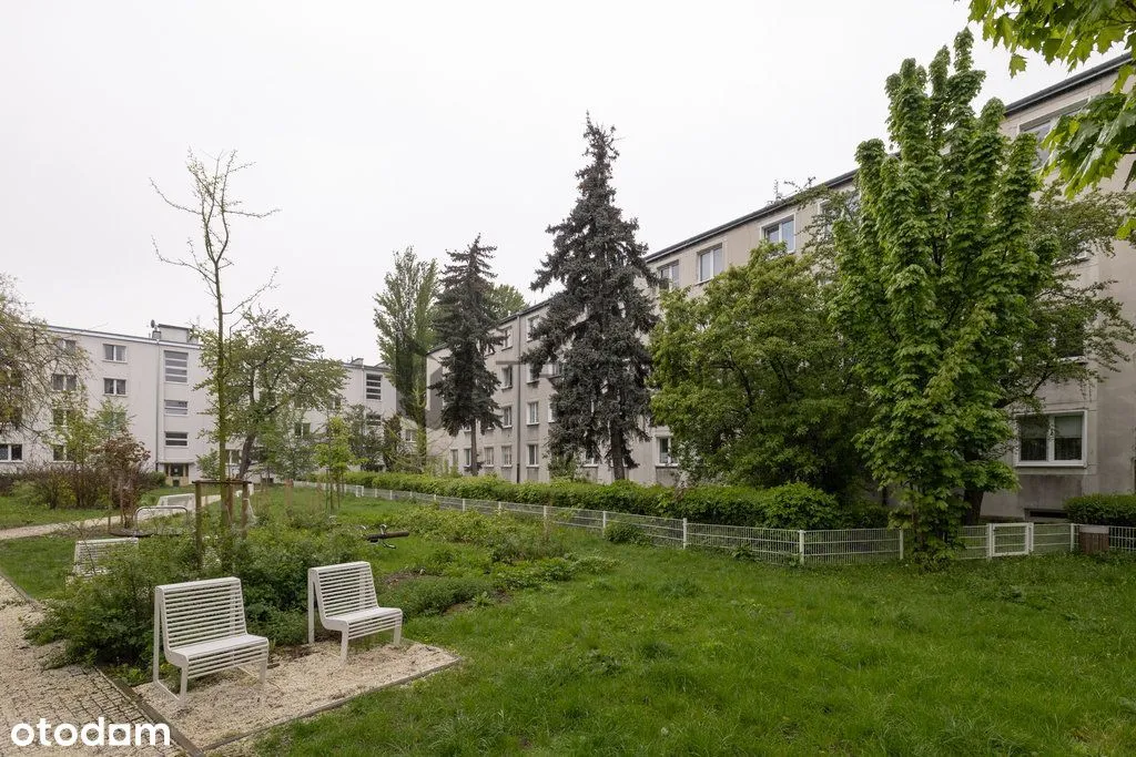 Fenomenalna lokalizacja przy metrze! 47m2 