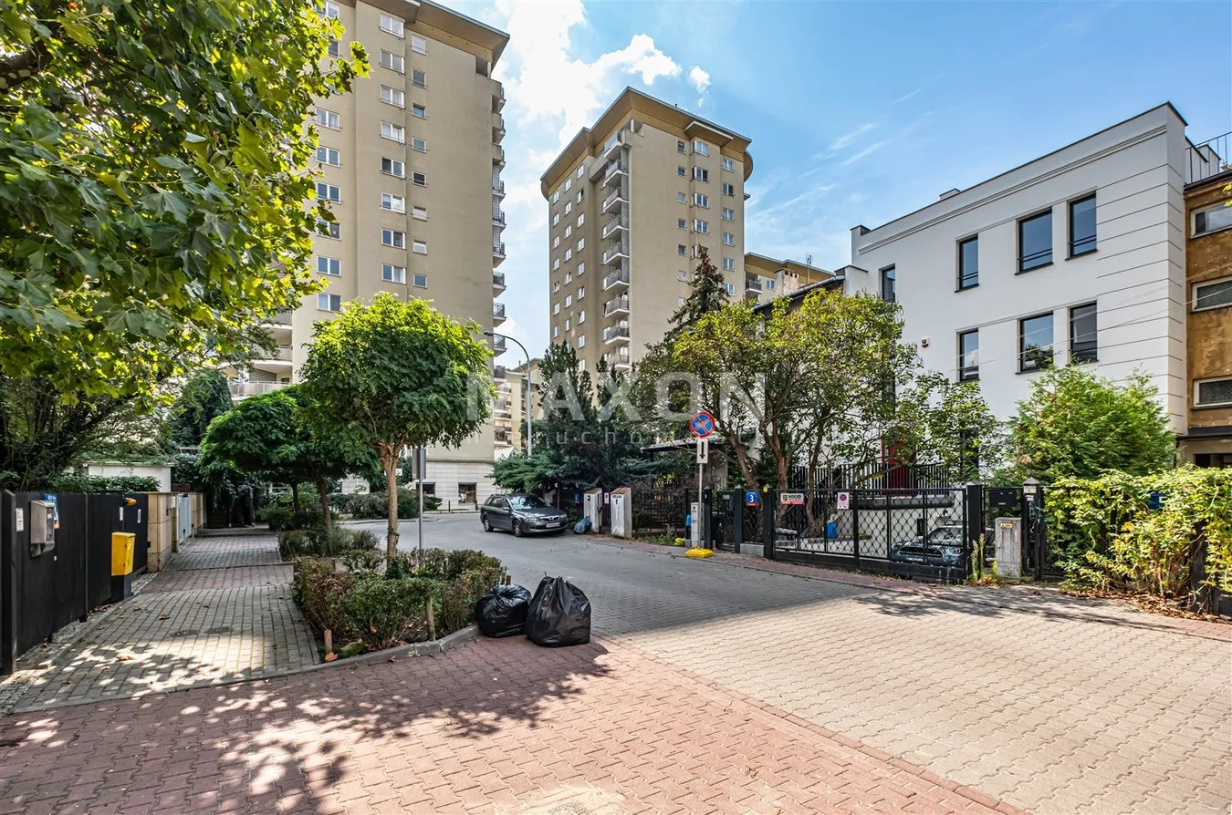 Apartament \\"Przy Królikarni\\" na Mokotowie 