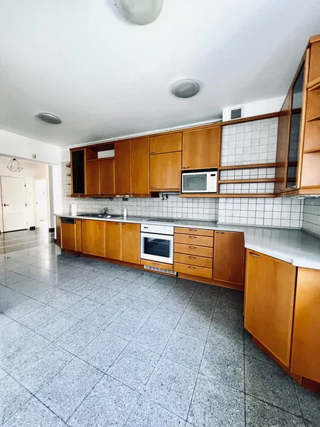 Ursynów, apartament 136m, 4 pokoje, metro Stokłosy 