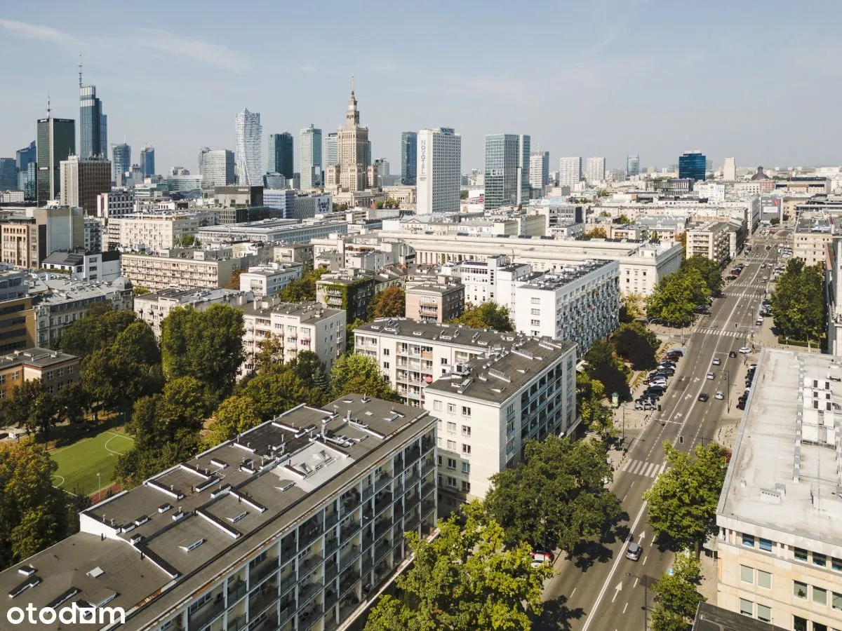 Przestronne trzy pokoje w centrum Warszawy 