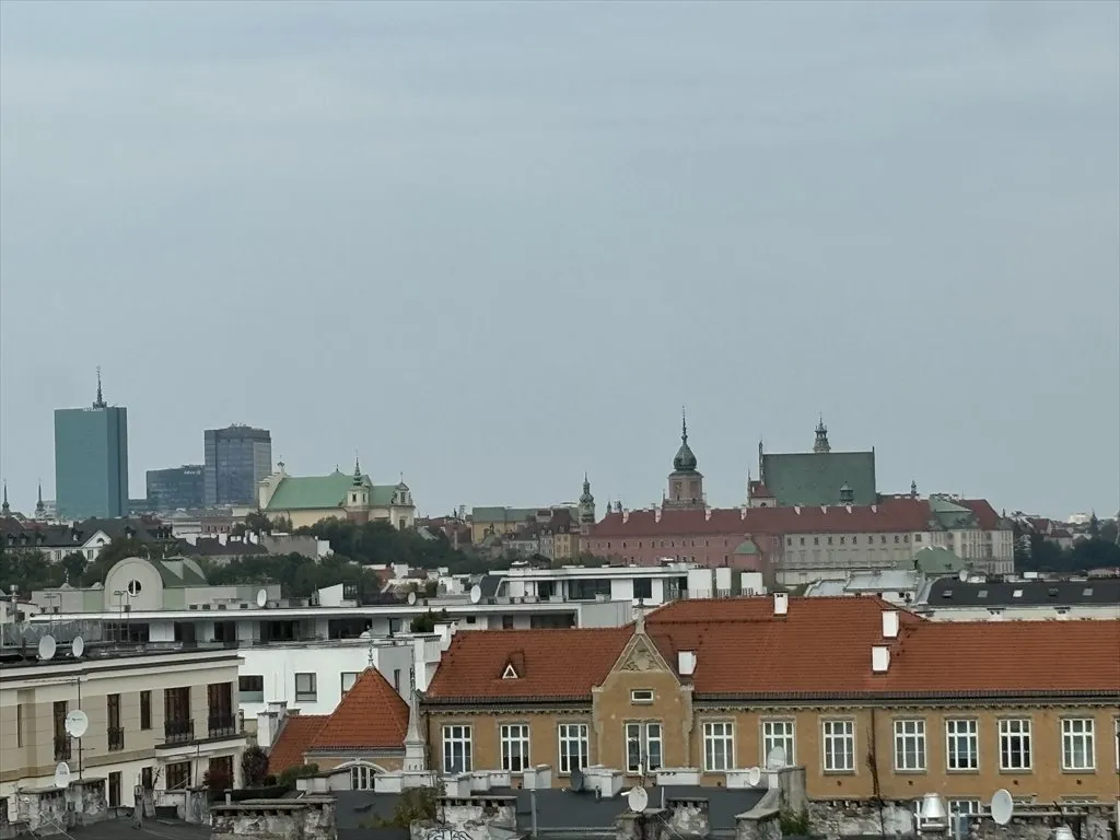 Powiśle z pięknym widokiem na Zamek Królewski i BUW 