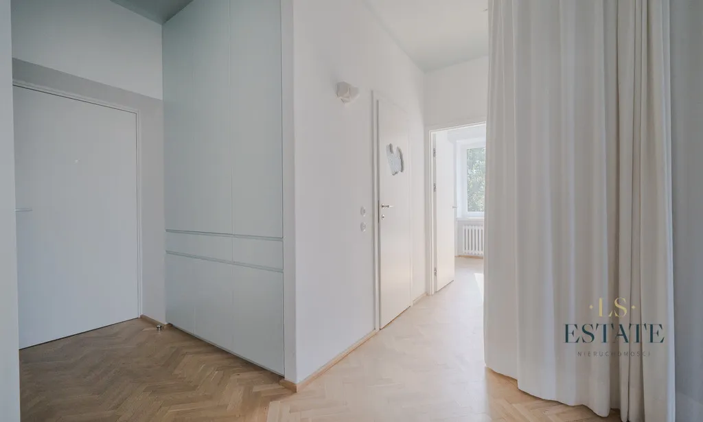 Piękny apartament w kamienicy na Śródmieściu 