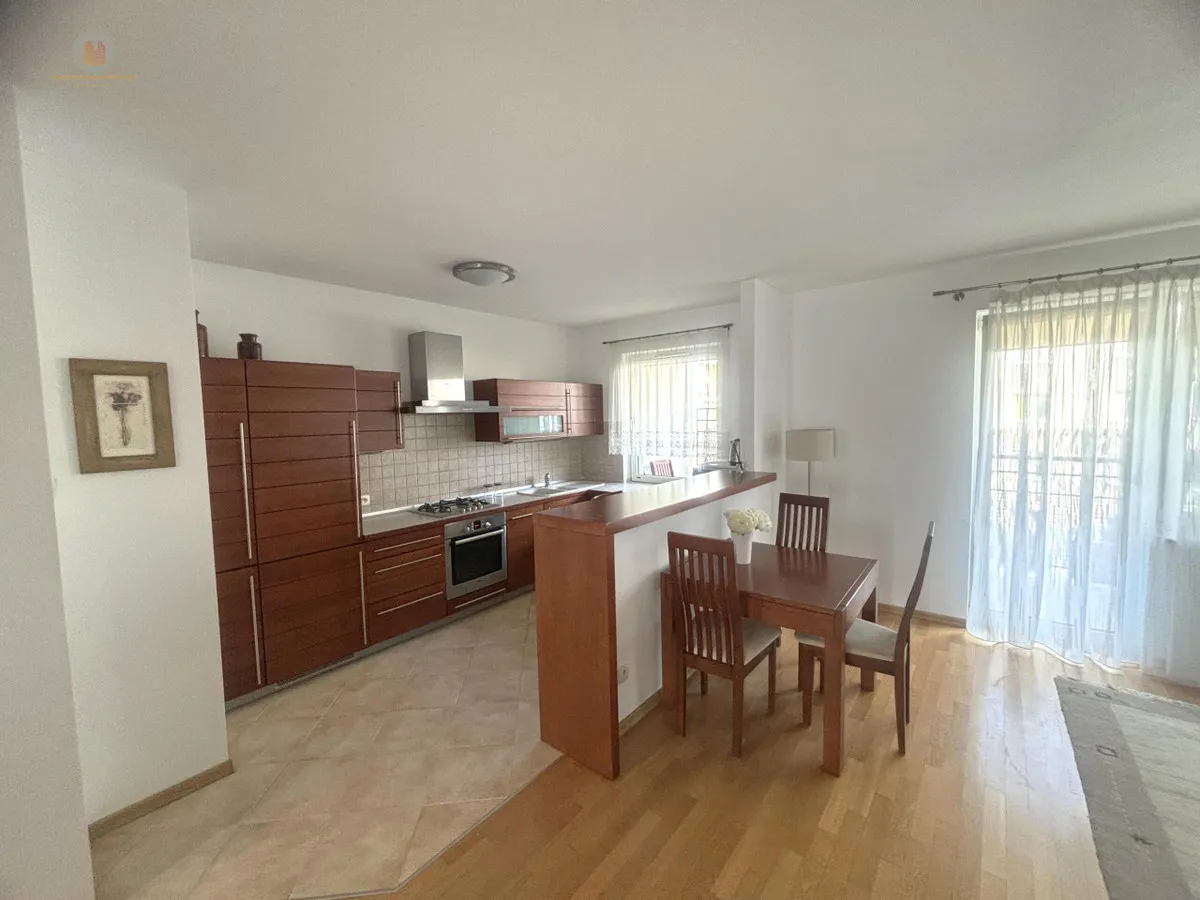 Cichy apartament,3 pokoje+2 balkony, garaż, Bemowo 