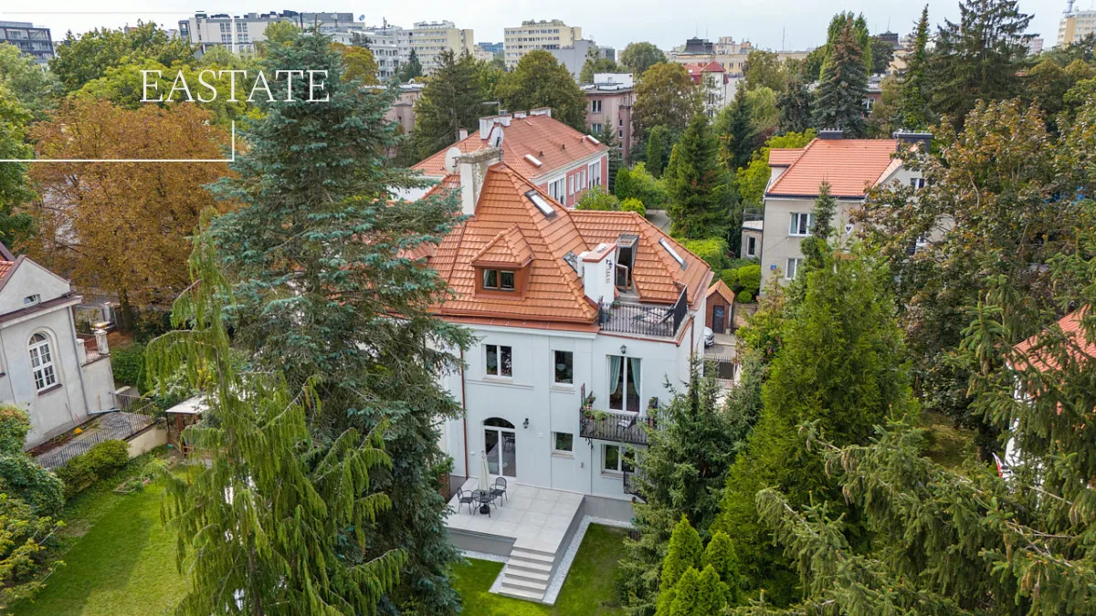 Bliźniak w sercu Górnego Mokotowa z ogrodem 