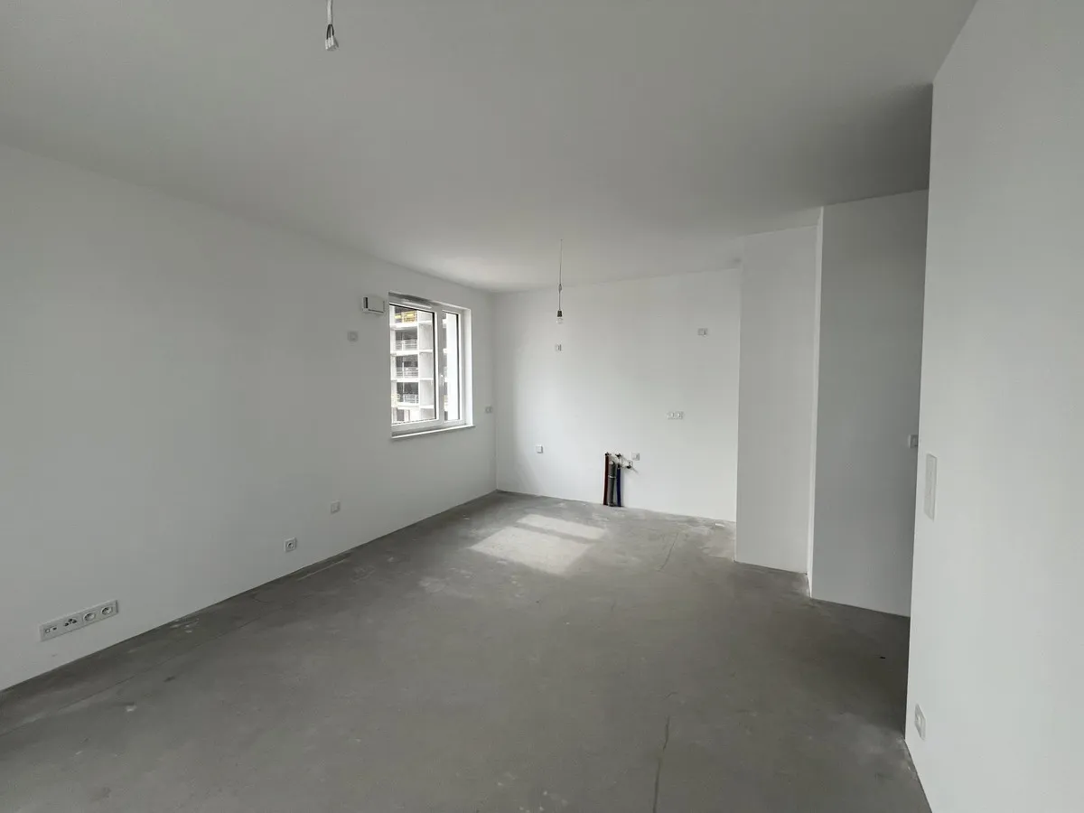 Narożny apartament z dużym balkonem / Odbiór w maju 2024 / Przy stacji M2 