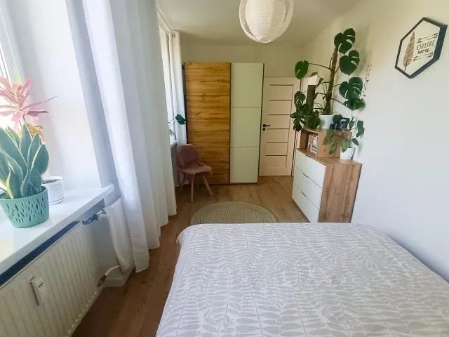 Włochy ul.Hynka 41,2m2 / 2 pok.+ balkon DO WEJŚCIA 