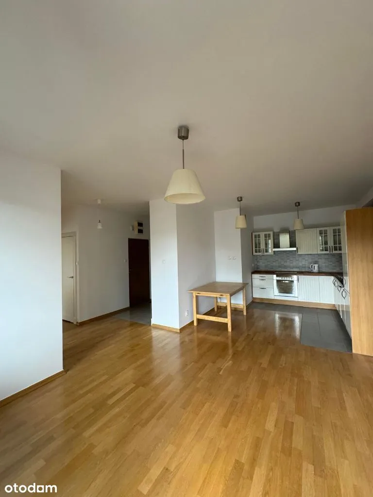 3-pokojowy apartament z garażem, blisko Arkadii