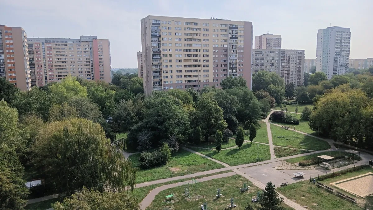 Piękne położenie wśród zieleni 