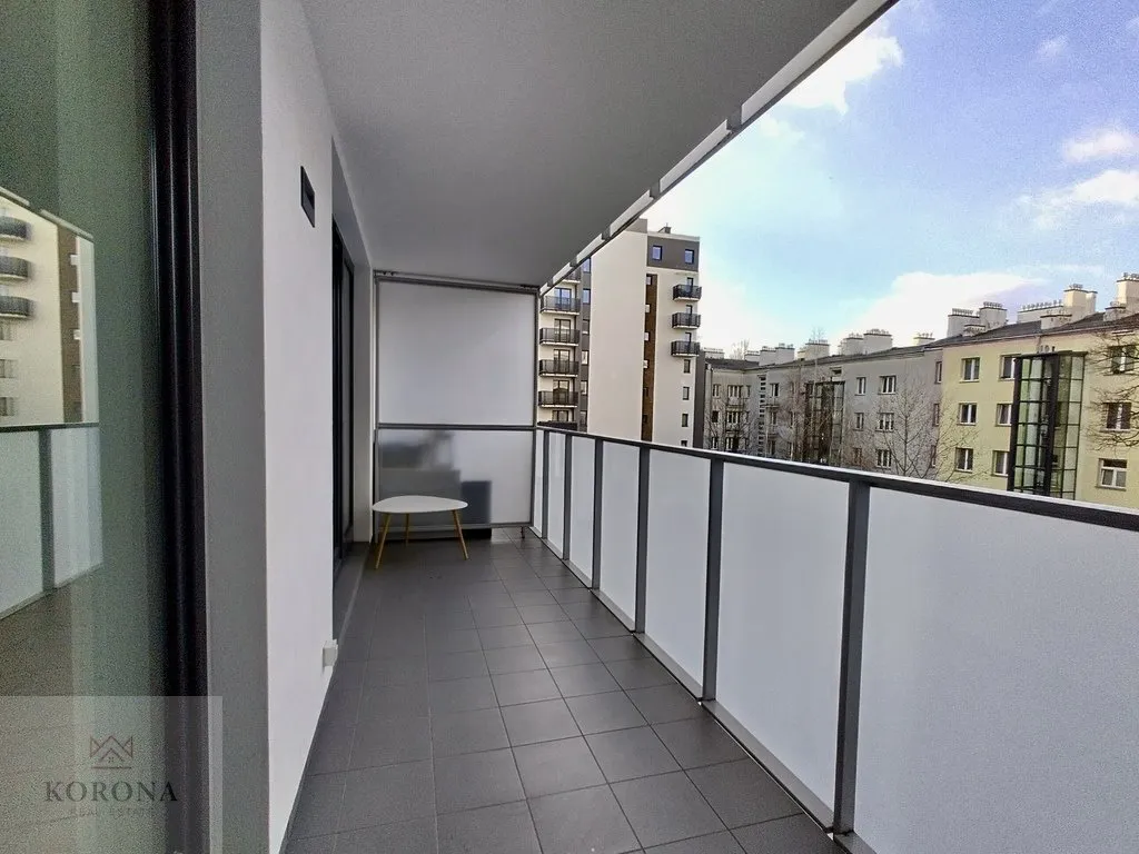 2 pokojowe mieszkanie w apartamentowcu Muranów 