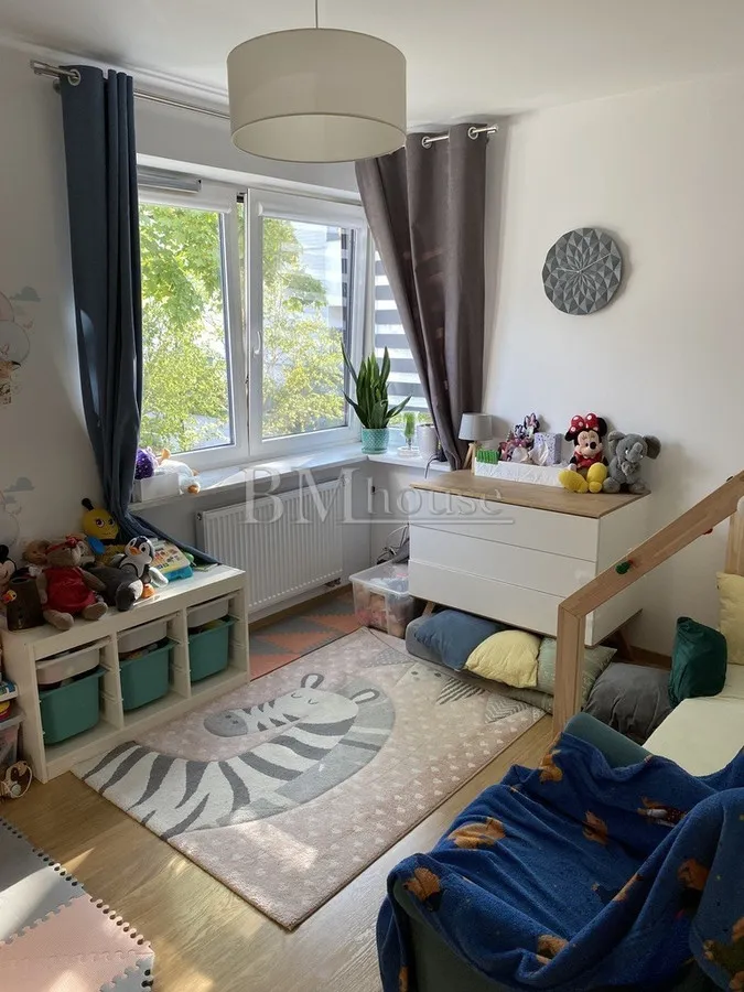 Trzypokojowy apartament na osiedlu \\"Klasyków\\" 