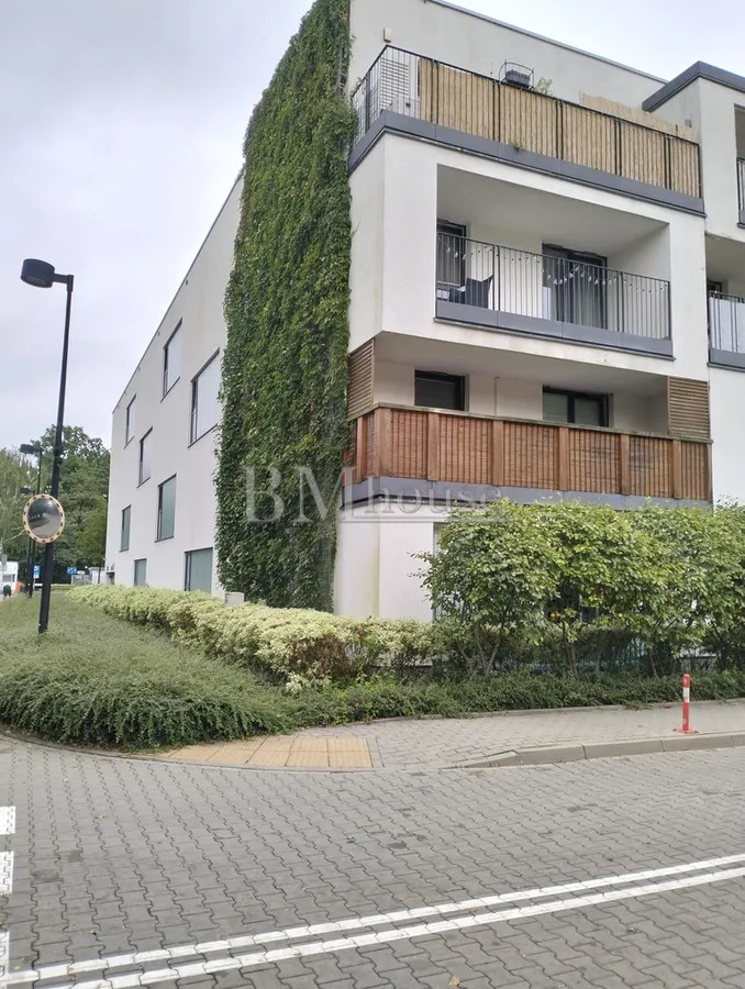 Trzypokojowy apartament na osiedlu \\"Klasyków\\" 