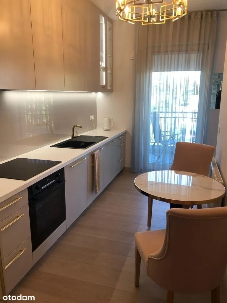 Nowy, Apartament LUX, 2 pokoje, garaż, komórka 