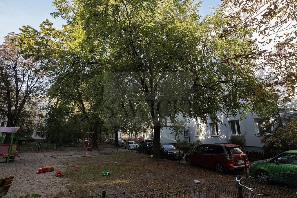 Żoliborz, 2 pokoje, widna oddzielna kuchnia 