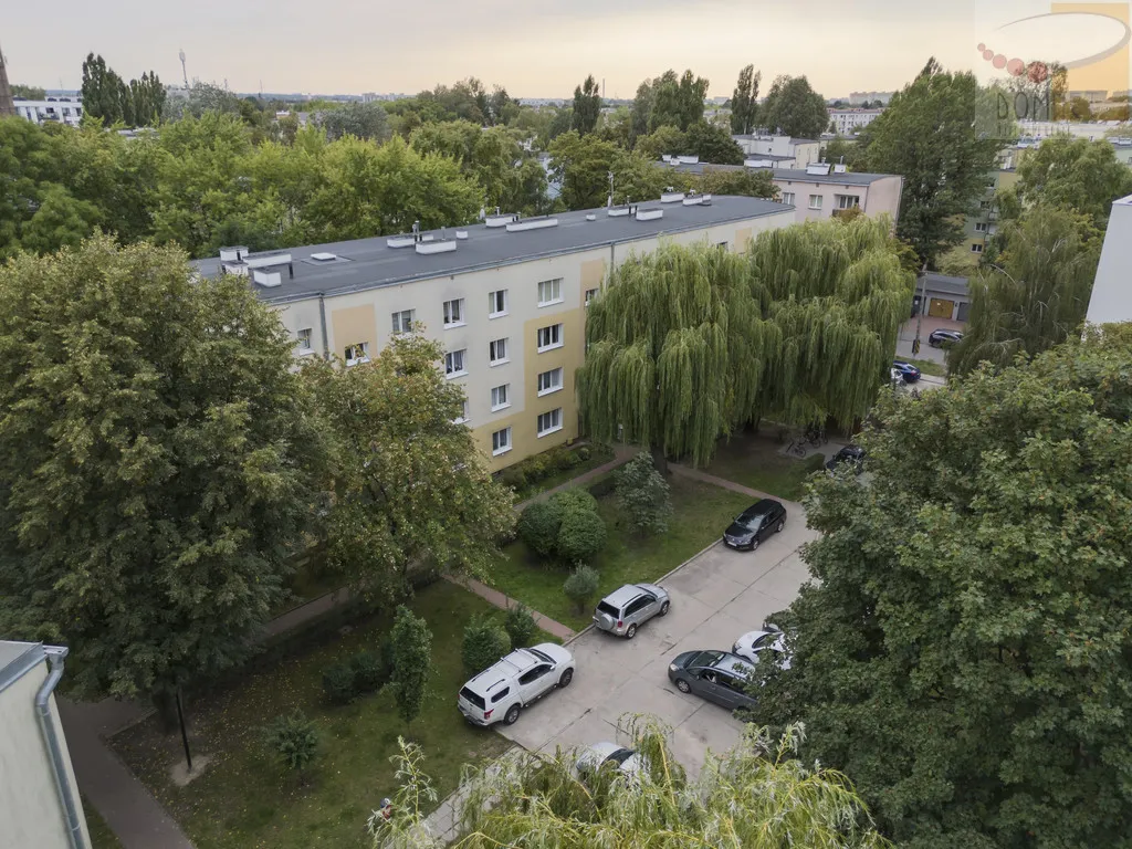 Przestronne 1 pokojowe z oddzielną kuchnią, balkon 