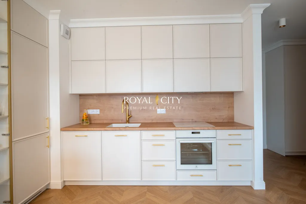 Luksusowy 4 pokojowy klimatyzowany apartament 