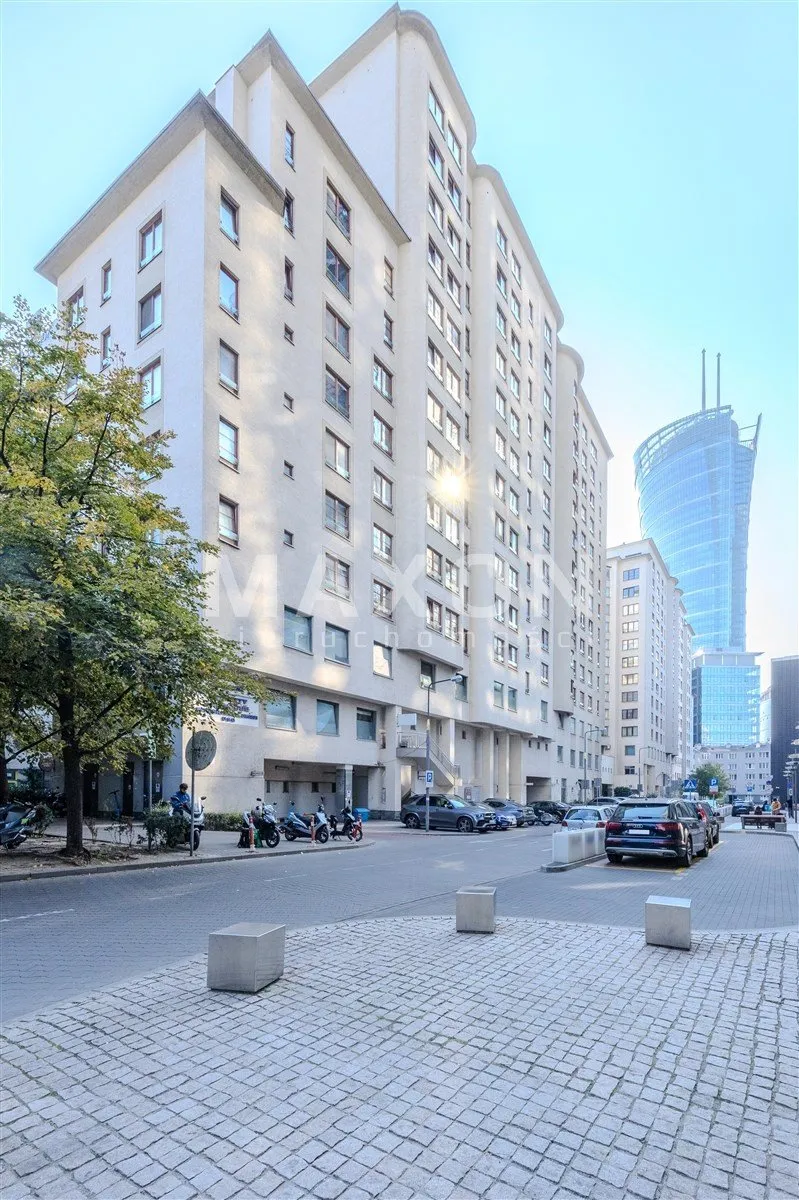 Ścisłe Centrum, wysoki standard, Metro, patio 