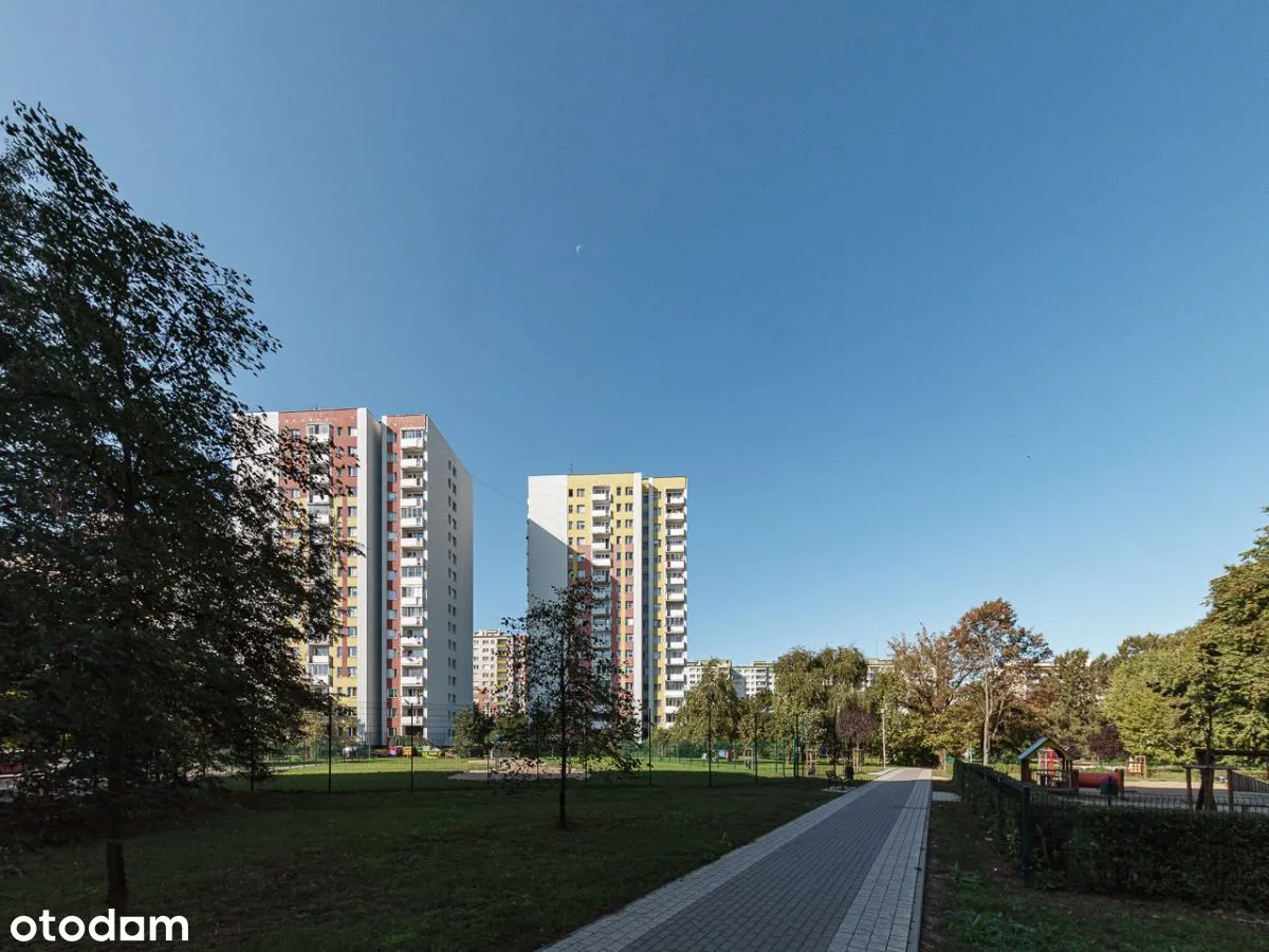 3 pokoje, świetny rozkład, do remontu 