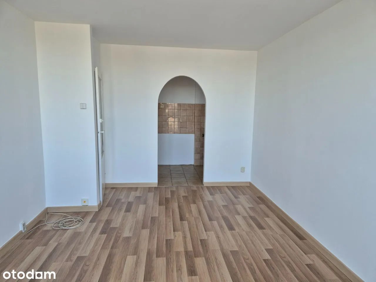 Uregulowany gr, 38m2 2 pokoje mieszkanie, 50m Metr