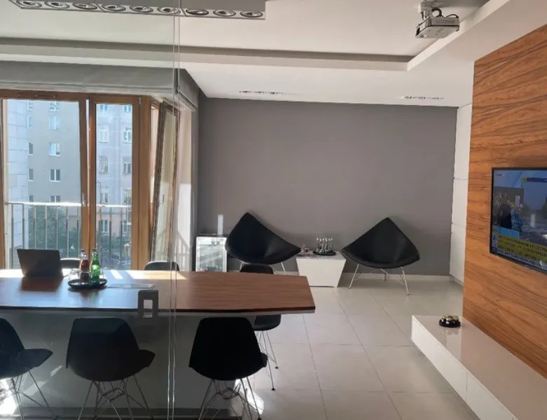 Na sprzedaż 2-pokojowy apartament o pow.78m2 wraz z miejscem postojowym i komórk 