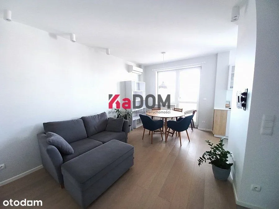 Apartament, Aleja Komisji Edukacji Narodowej