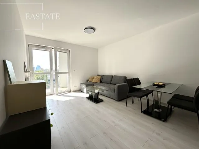 Apartament/Metro/Balkon 