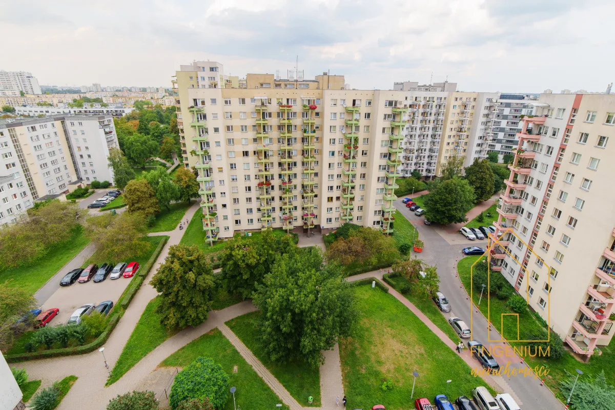 Kawalerka z osobną kuchnią na Gocławiu 