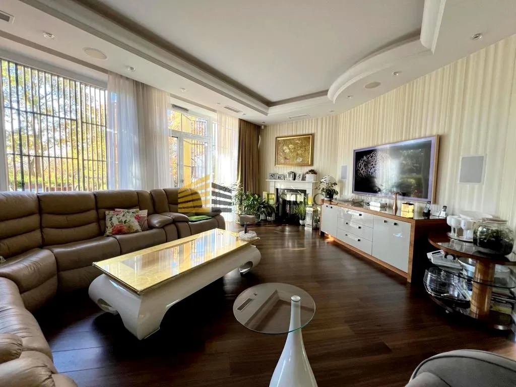 Apartament, Aleja Wilanowska